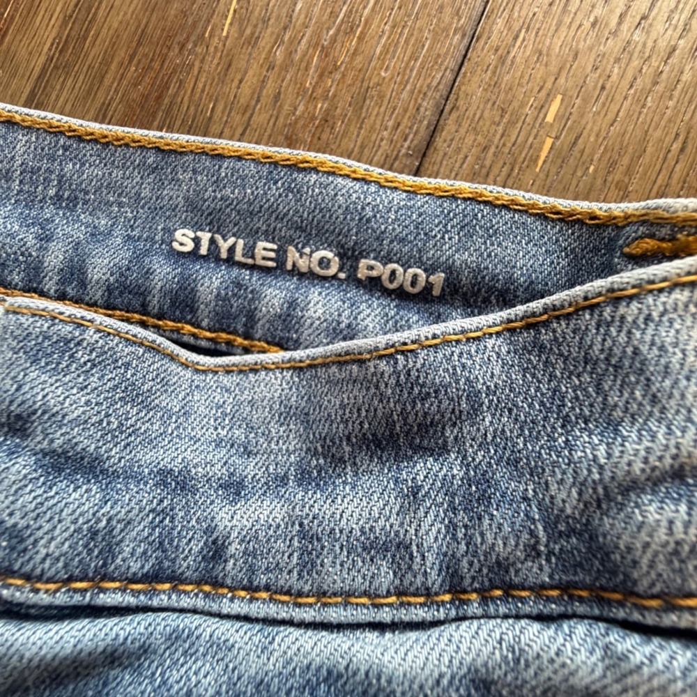 Purple Brand P001‎ Low Rise Slim Jeans Lt Indigo 3D Embossed Monogram Button Fly - Picture 10 of 16